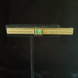 Vintage Swank Gold Tone Tie Bar Clip Green Stone